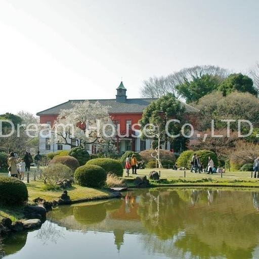 近くに小石川植物園がある。大きなお庭気分を満喫 小石川植物園へ歩いて行けます。休日は家族でノンビリお出かけください。
